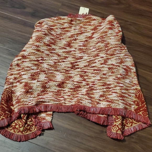 Lucky Brand Red and Cream Marled Pattern Fringe Trim Open Front Cropped Cardigan - Picture 7 of 10